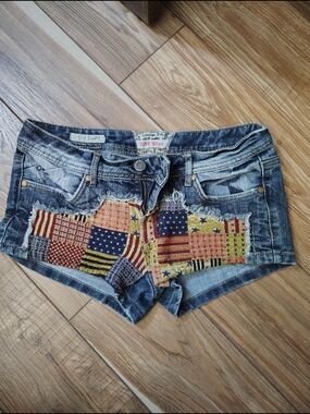 Hot Kiss Distressed Denim Jean Shorts with Patchwork
